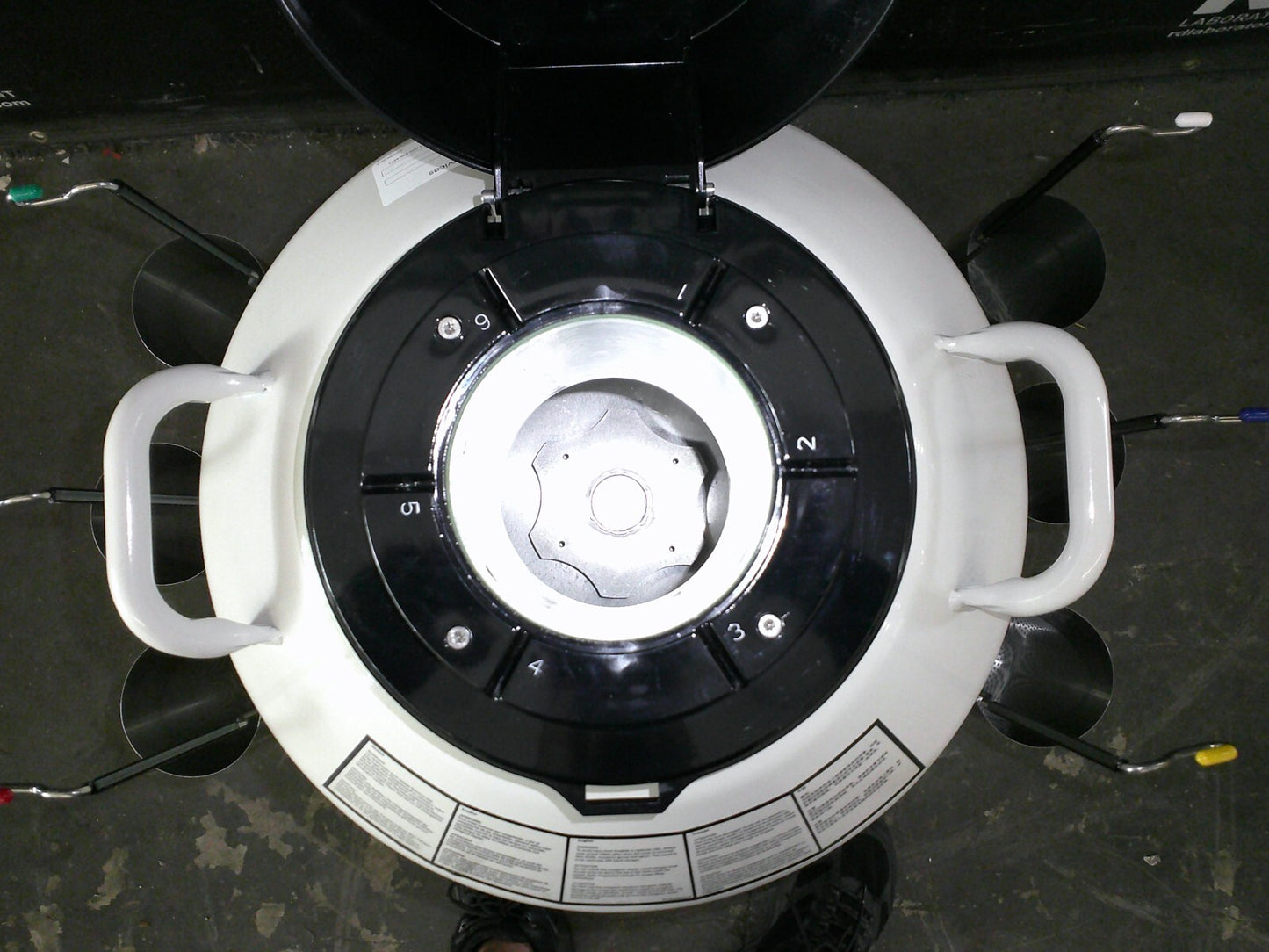 Thermo Scientific BioCane 47 LN2 Liquid Nitrogen Dewar Storage Tank 47L w/Racks