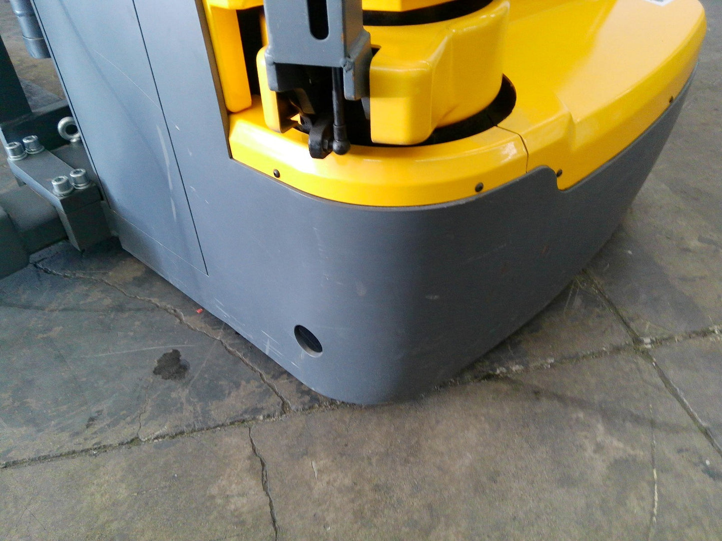 XILIN Electric Forklift Walkie Straddle Stacker CTD15-III, 3300lb Up To 220”High