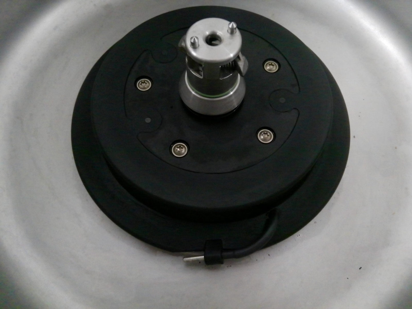 Thermo Scientific Sorvall ST8R Refrigerated Benchtop Centrifuge w/ Rotor