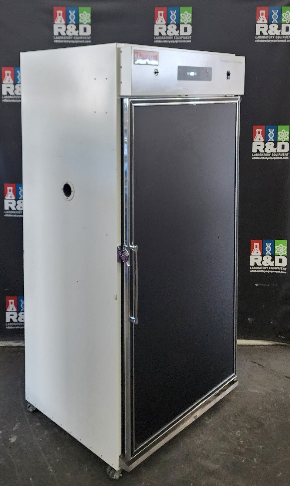 Thermo Forma 3950 Reach-In Large CO2 Incubator Environmental Chamber 29Cf