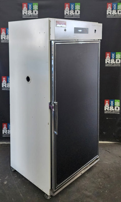 Thermo Forma 3950 Reach-In Large CO2 Incubator Environmental Chamber 29Cf