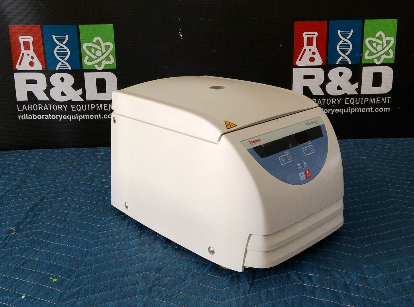 Thermo Scientific Sorvall Legend Micro 21 Centrifuge w/ 75003424 Rotor