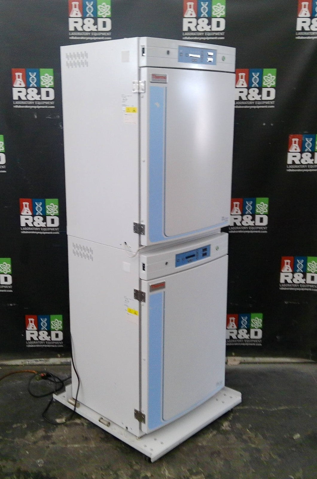 Thermo Scientific Steri Cycle 370 CO2 Double Stack Incubator