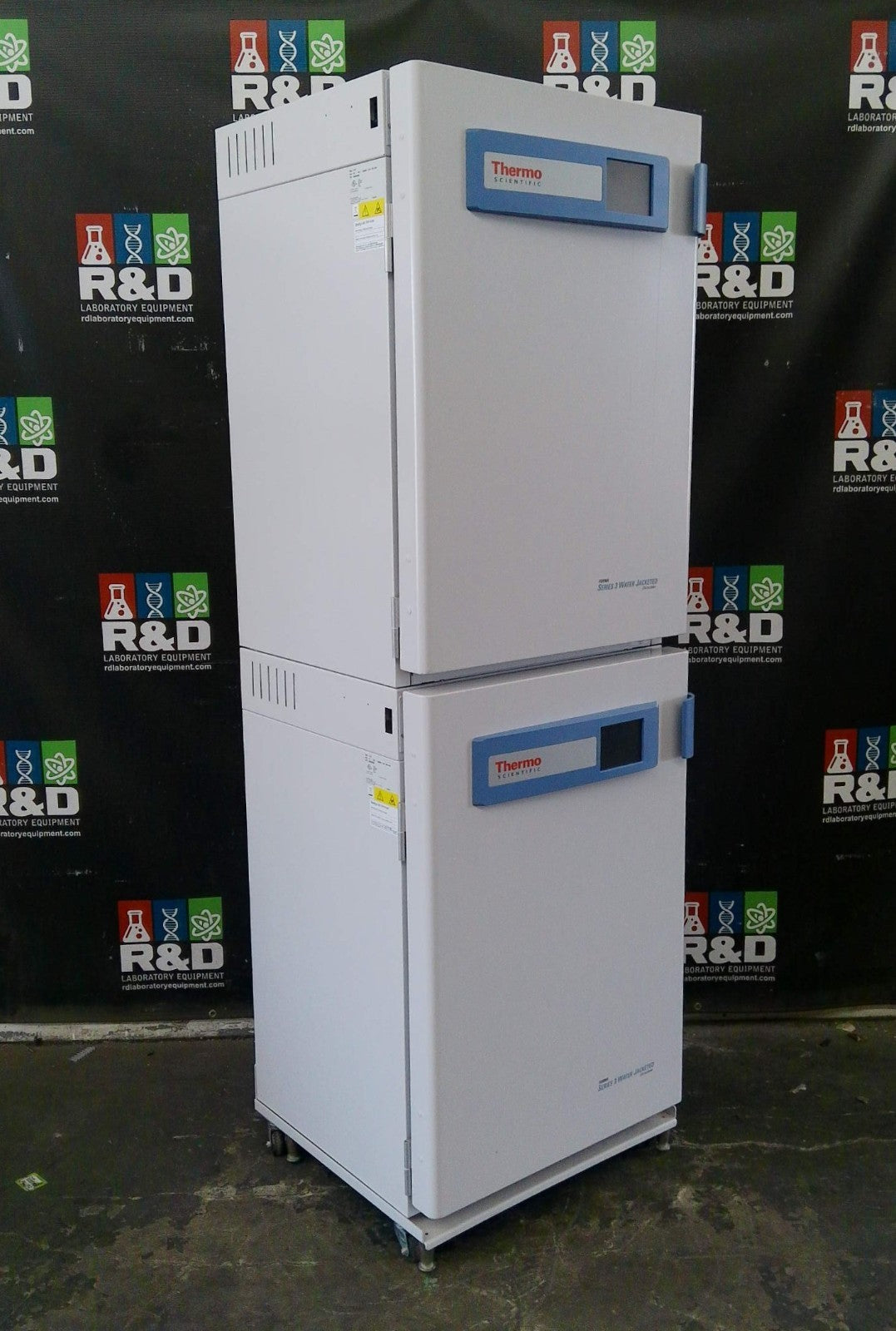 Thermo  Scientific 4110 Series Double Stack Water Jacketed CO2 Incubators (2021)