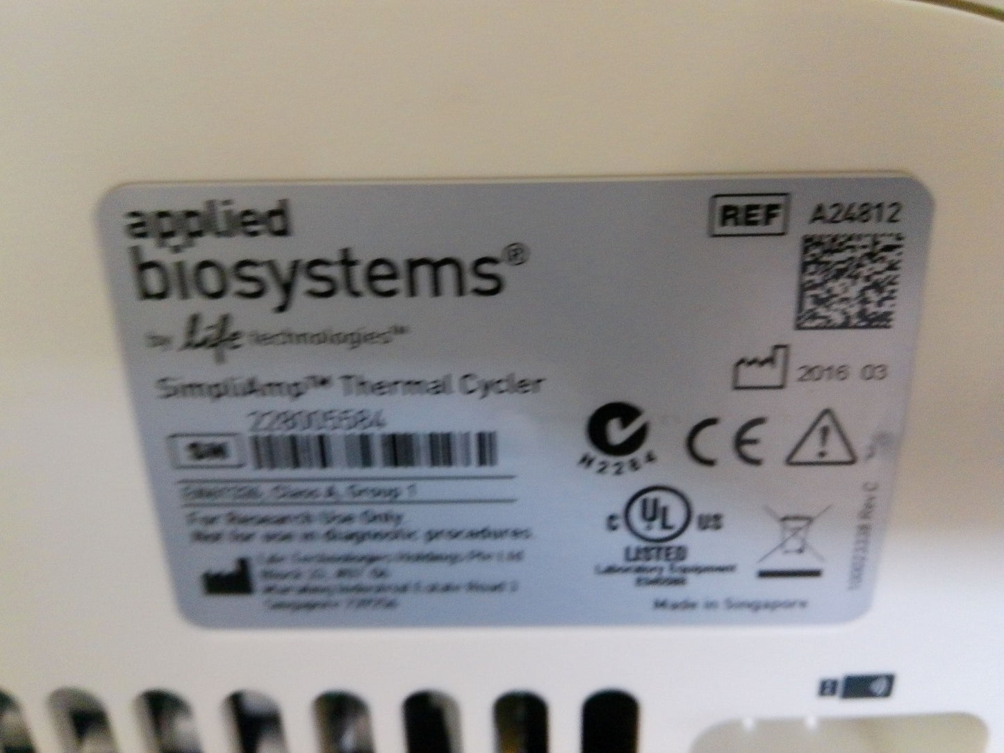 Applied Biosystems A24812 SimpliAmp PCR 96-Well Thermal Cycler