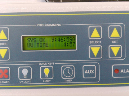 AirClean Systems PCR 3ft Laminar Flow Workstation w/HEPA & Blower, UV,Fluorecent