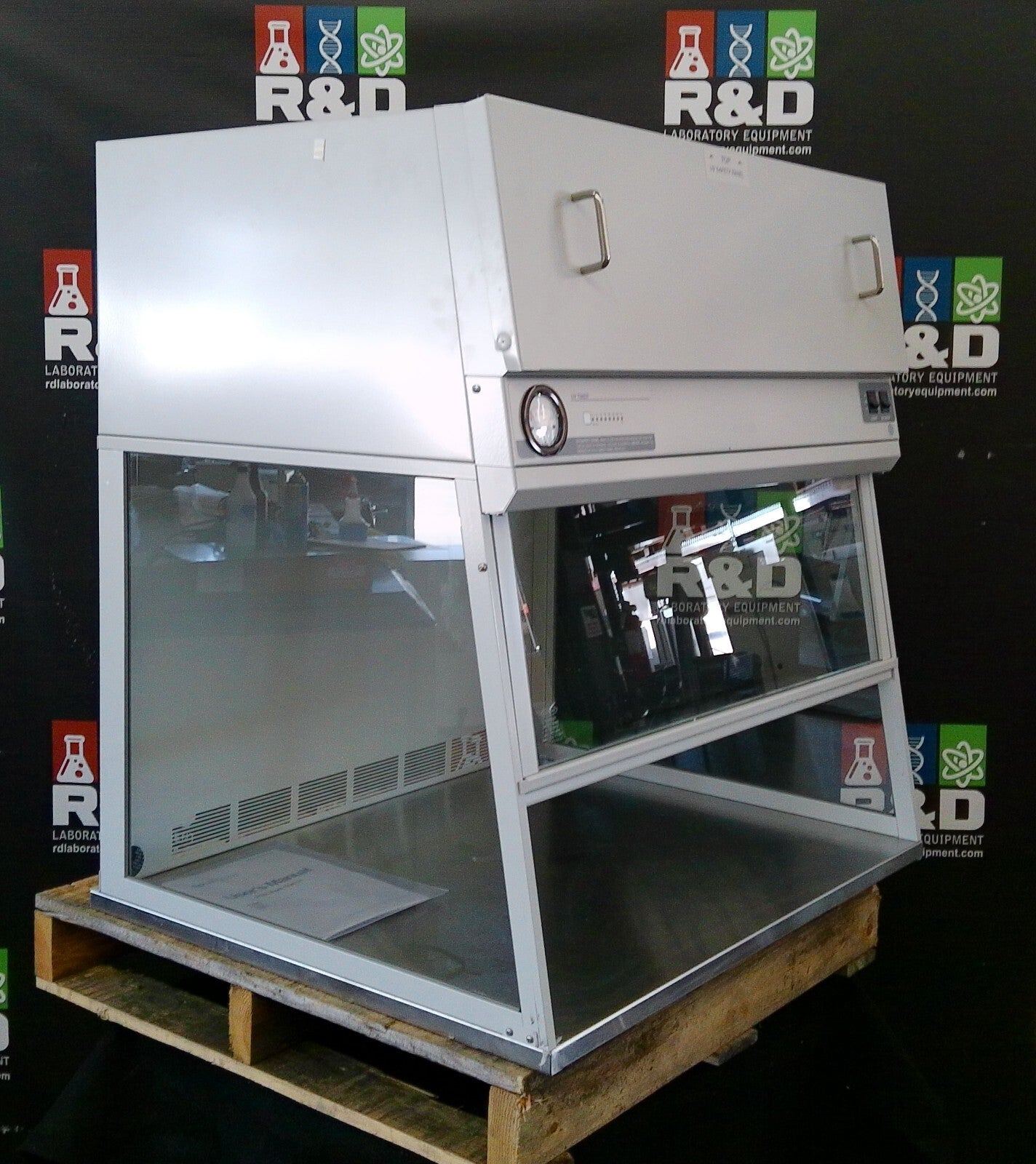 Fisherbrand/Labconco 3ft 3560002 HEPA PCR Workstation Laminar Flow w/UV Lighting