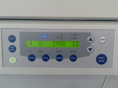 Eppendorf 5810R Refrigerated Centrifuge w/Rotor (A-4-81) & Buckets