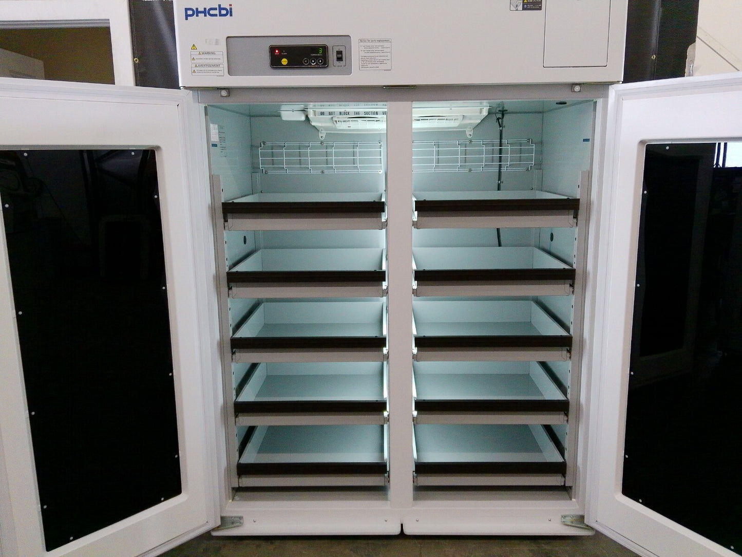 PHCbi MPR-1412R-PA Double Door Pharmaceutical Refrigerator 48Cf 120v