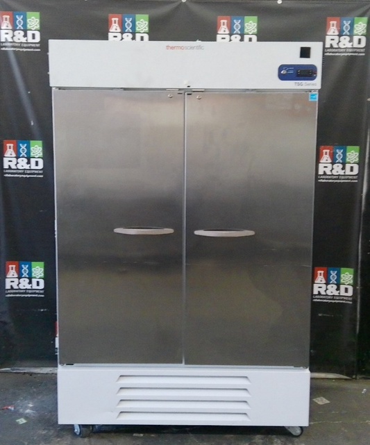 Thermo Scientific GTTSG49RPSA Double Door Laboratory +4C Refrigerator 49Cf