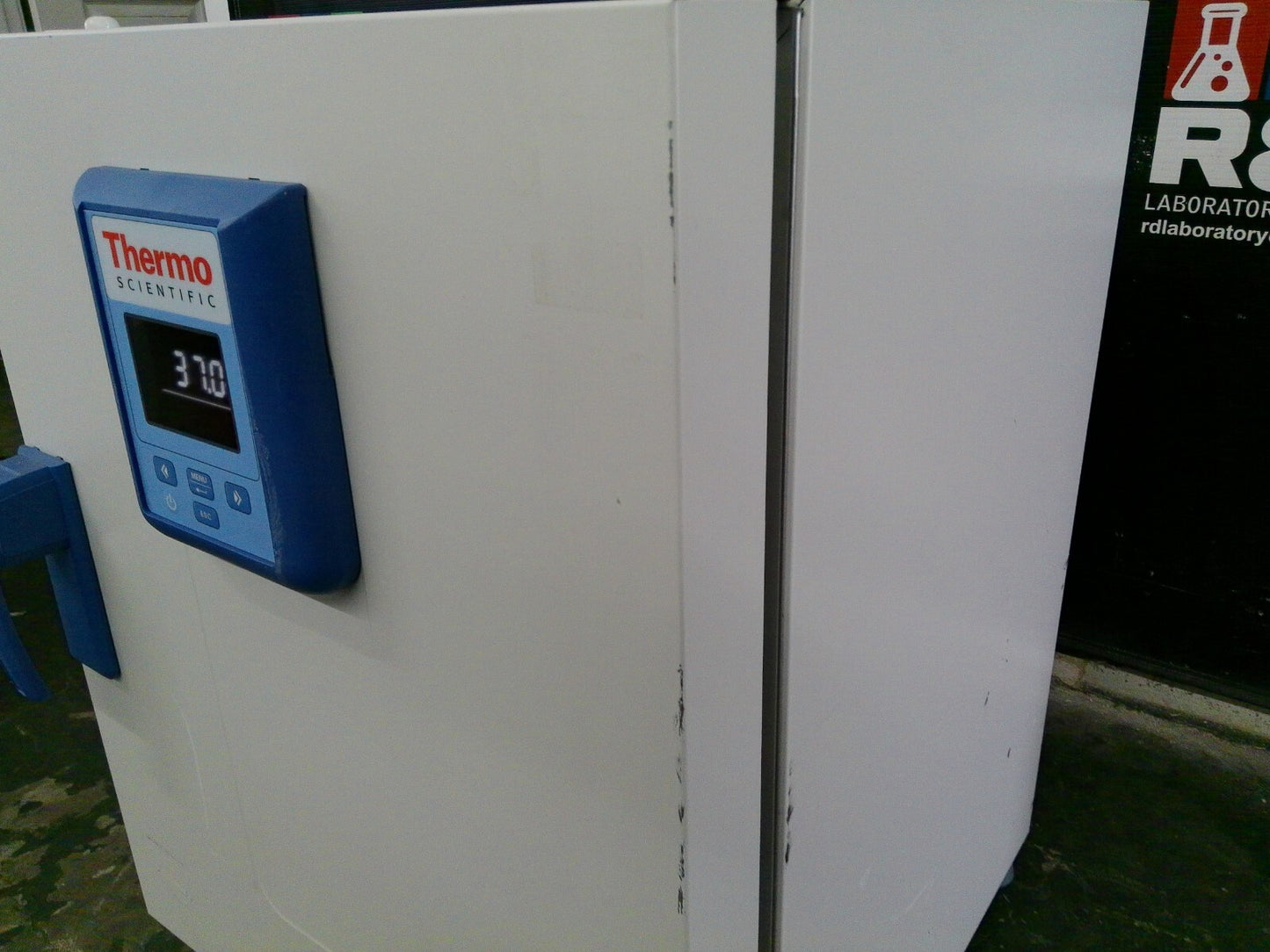 Thermo Scientific Heratherm IGS60 51028063 Bench Top Incubator 2.6Cf 120v