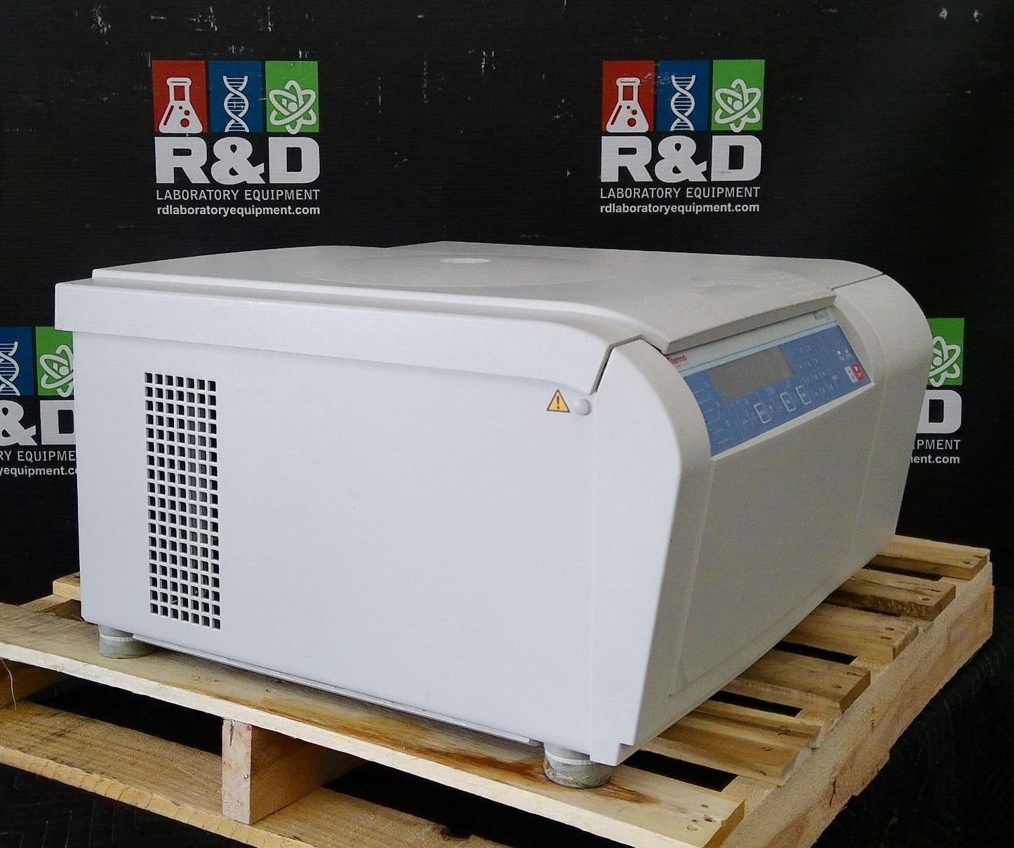 Thermo Sorvall ST16R Refrigerated Benchtop Centrifuge w/ Rotor, Buckets, Inserts