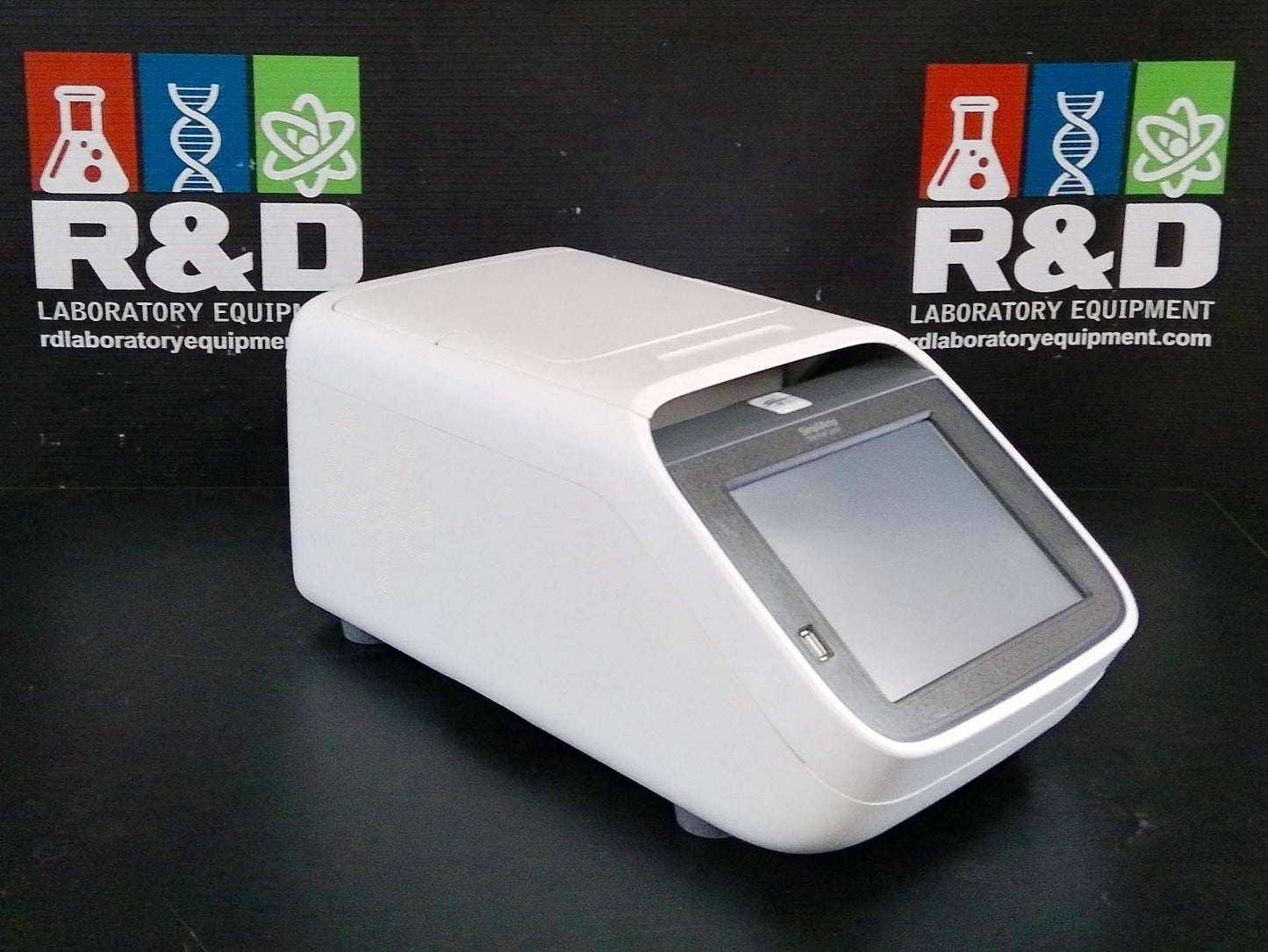 Applied Biosystems A24812 SimpliAmp PCR 96-Well Thermal Cycler