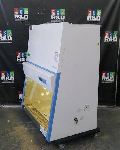 Thermo Scientific 4ft 1335 A2 Biosafety/Biological Safety Cabinet w/ UV (2021)
