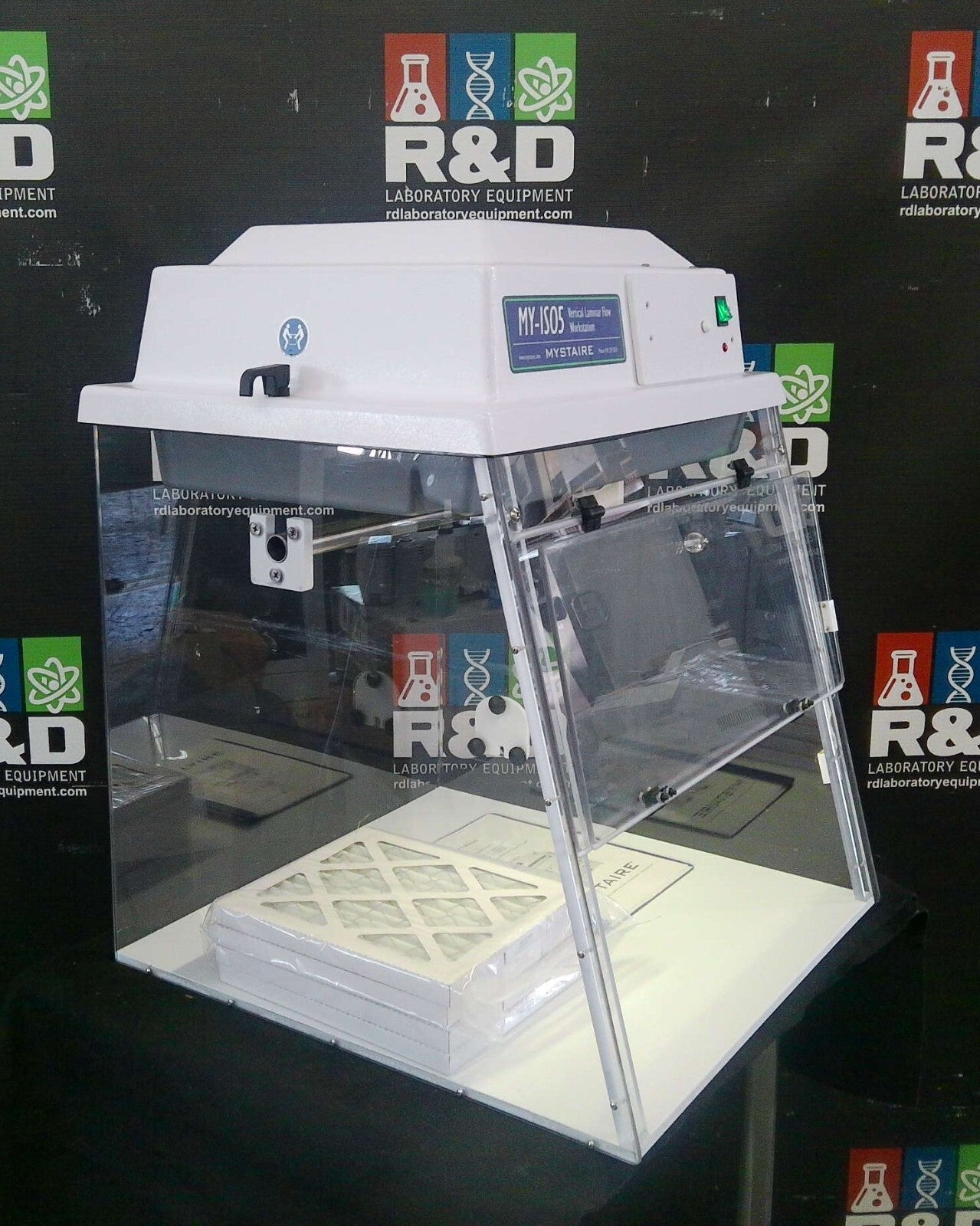 Mystaire 2ft MY-ISO 5 Vertical Laminar Flow Workstation w/Fluorescent Lighting