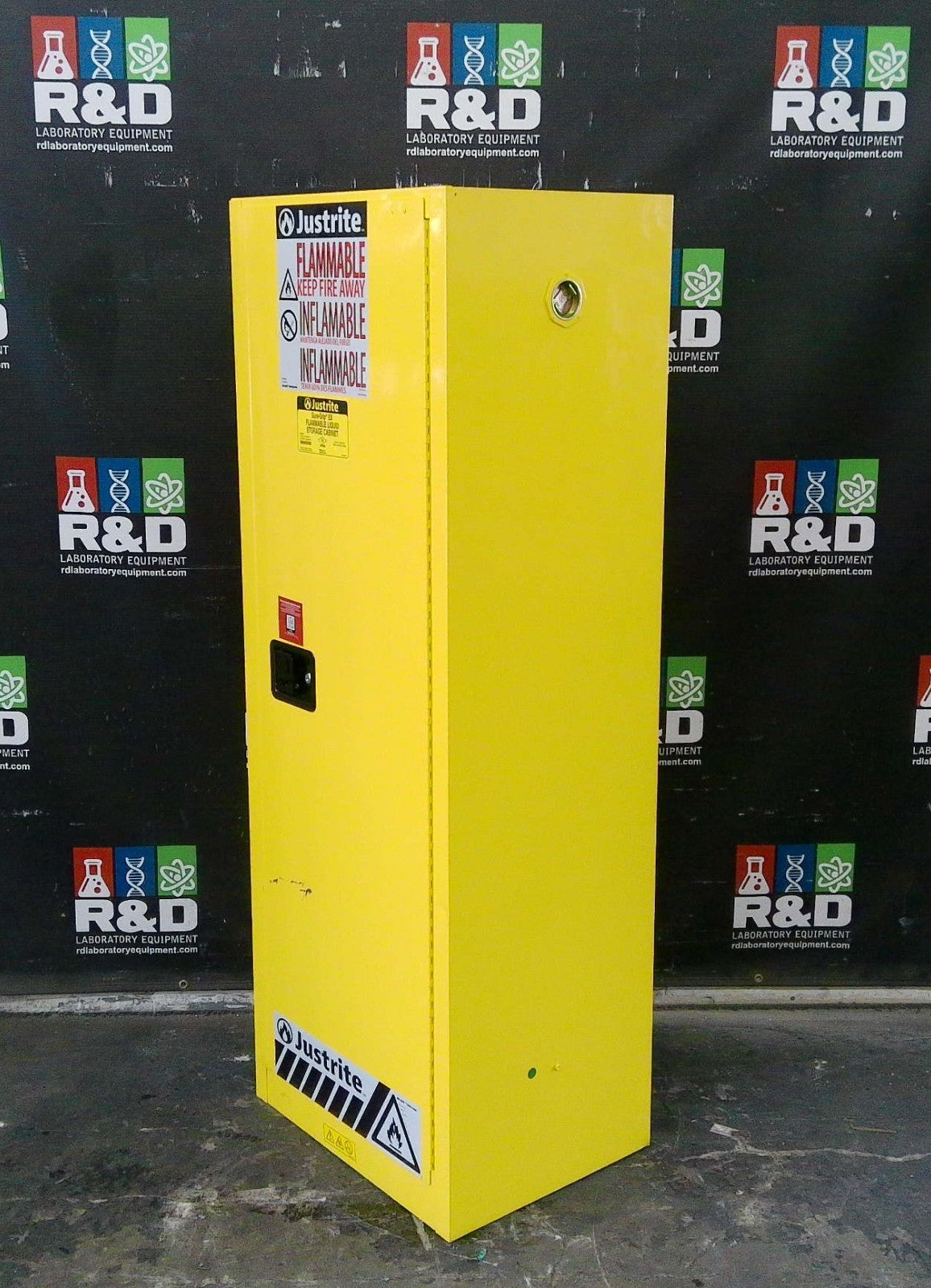 Justrite 892220 Flammable Storage Cabinet Self Closing Doors 22 Gal