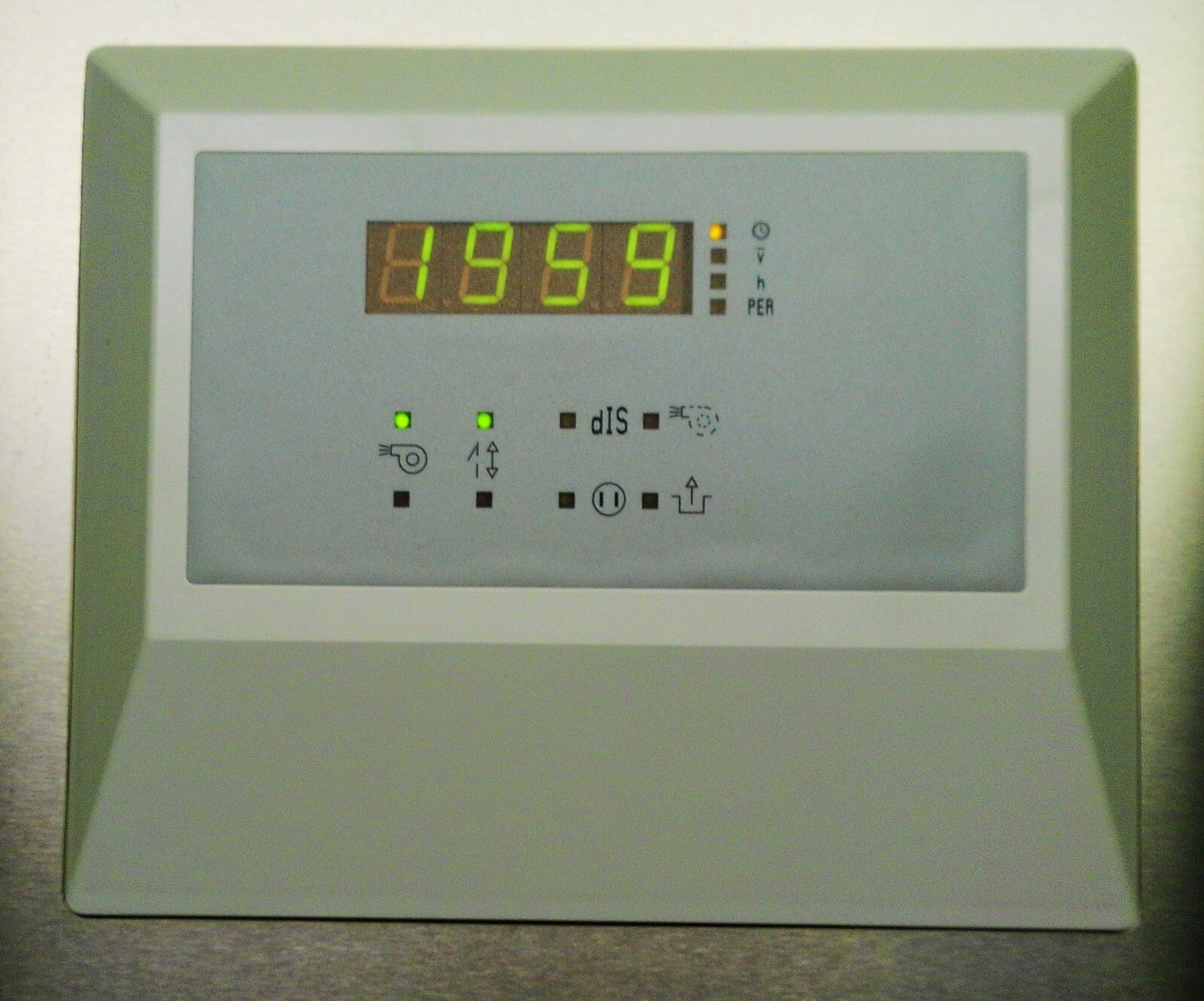 Thermo Scientific 4ft HERAsafe KS A2 Biosafety Cabinet w/UV, Stand, and Remote