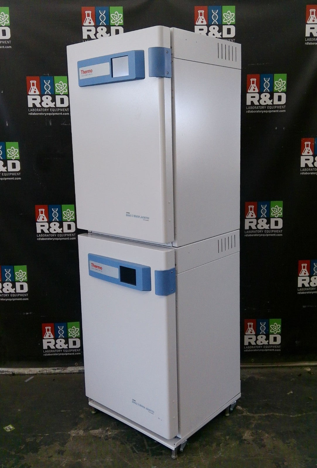 Thermo  Scientific 4110 Series Double Stack Water Jacketed CO2 Incubators (2021)