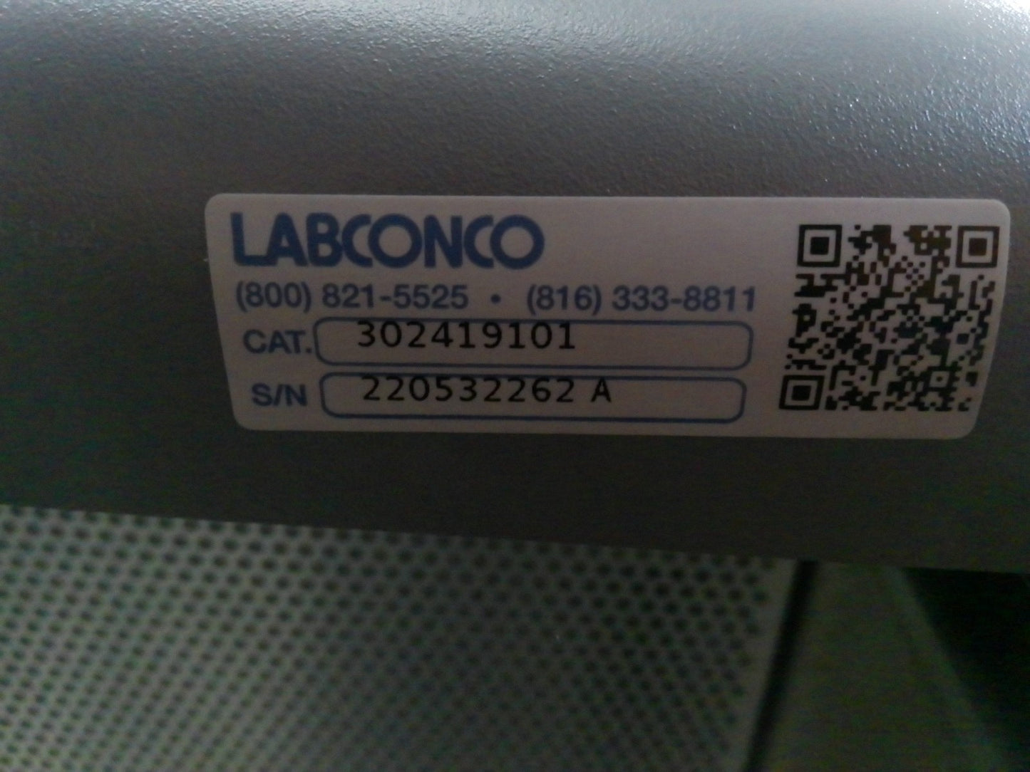 Labconco 4ft Logic+ A2 Biosafety/Biological Safety Cabinet w/Stand & UV+Warranty