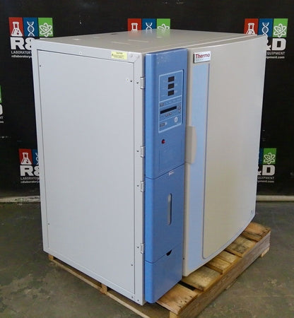 Thermo Scientific 3307 Steri-Cult CO2 Incubator 8.2Cf 120v