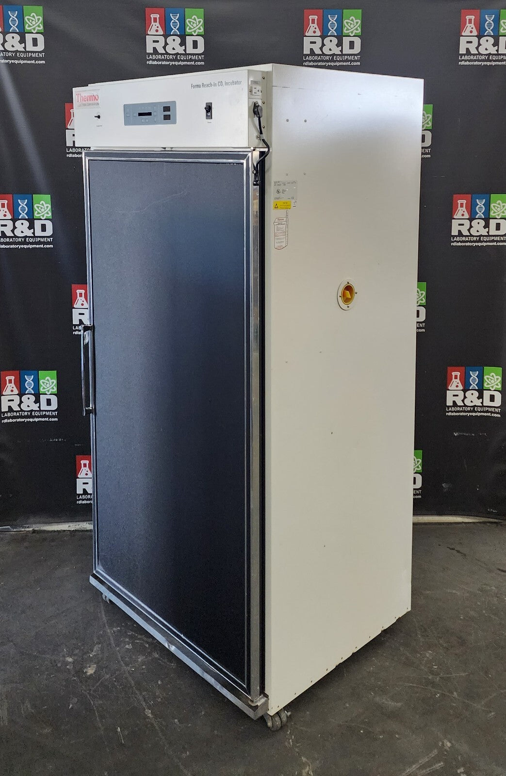 Thermo Forma 3950 Reach-In Large CO2 Incubator Environmental Chamber 29Cf