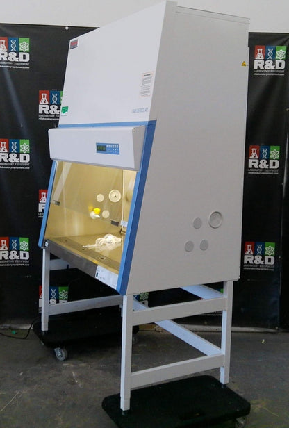 Thermo Scientific 4ft 1375 A2 Biosafety/Biological Safety Cabinet w/UV +Warranty