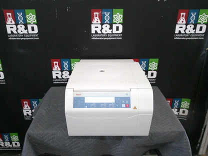 Thermo Sorvall ST 8 Refrigerated Bench Top Centrifuge w/Rotor, Bucked & Inserts