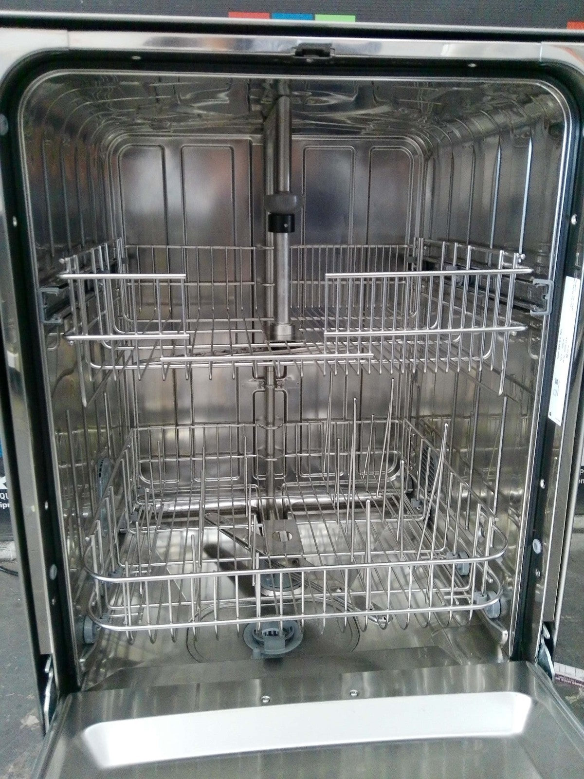 VWR 10002-876 Glassware Dish Washer 120v