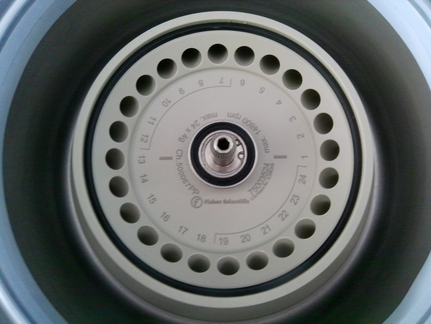 Fisher Scientific Accuspin Micro 17R Refrigerated Centrifuge w/ Rotor (2017)