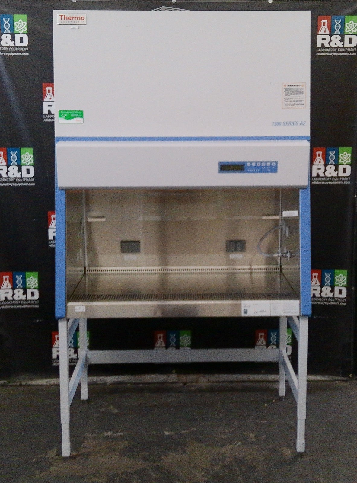 Thermo Scientific 4ft 1375 A2 Biosafety/Biological Safety Cabinet w /UV (2021)