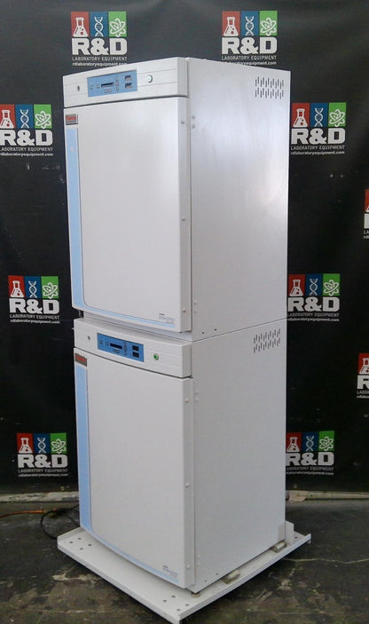 Thermo Scientific Steri Cycle 370 CO2 Double Stack Incubator