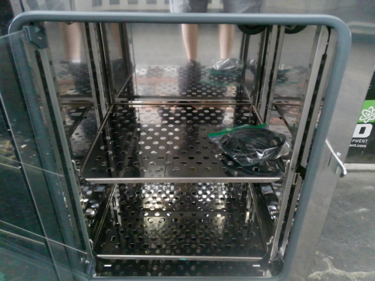 Fisherbrand Isotemp 51030514 - 100L Incubator Oven 3.5Cf