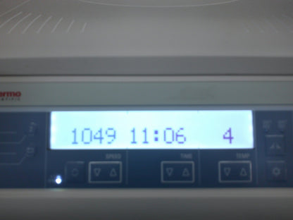 Thermo Sorvall ST 8R Refrigerated Benchtop Centrifuge w/Rotor, Buckets & Inserts