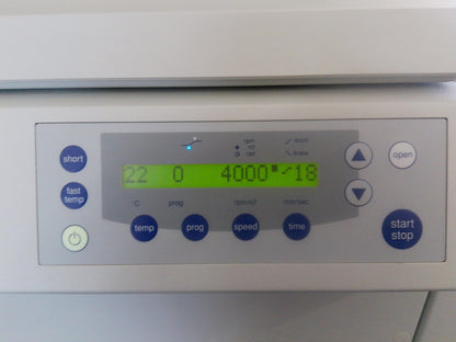 Eppendorf 5804R Refrigerated Centrifuge w/Rotor (A-4-44) & Buckets & Inserts