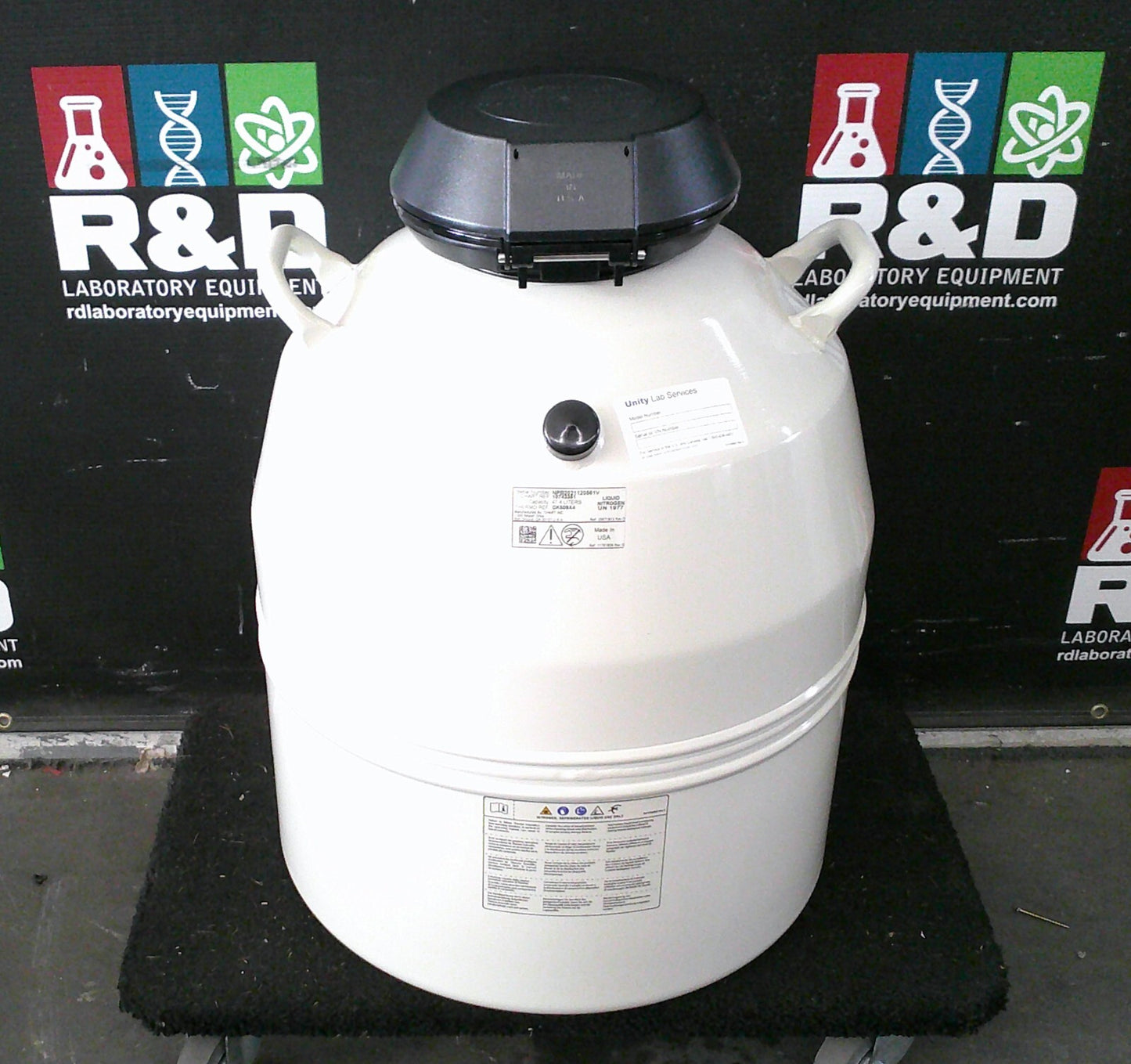 Thermo Scientific BioCane 47 L Liquid Nitrogen LN2 Dewar Cryo Storage w/Racks