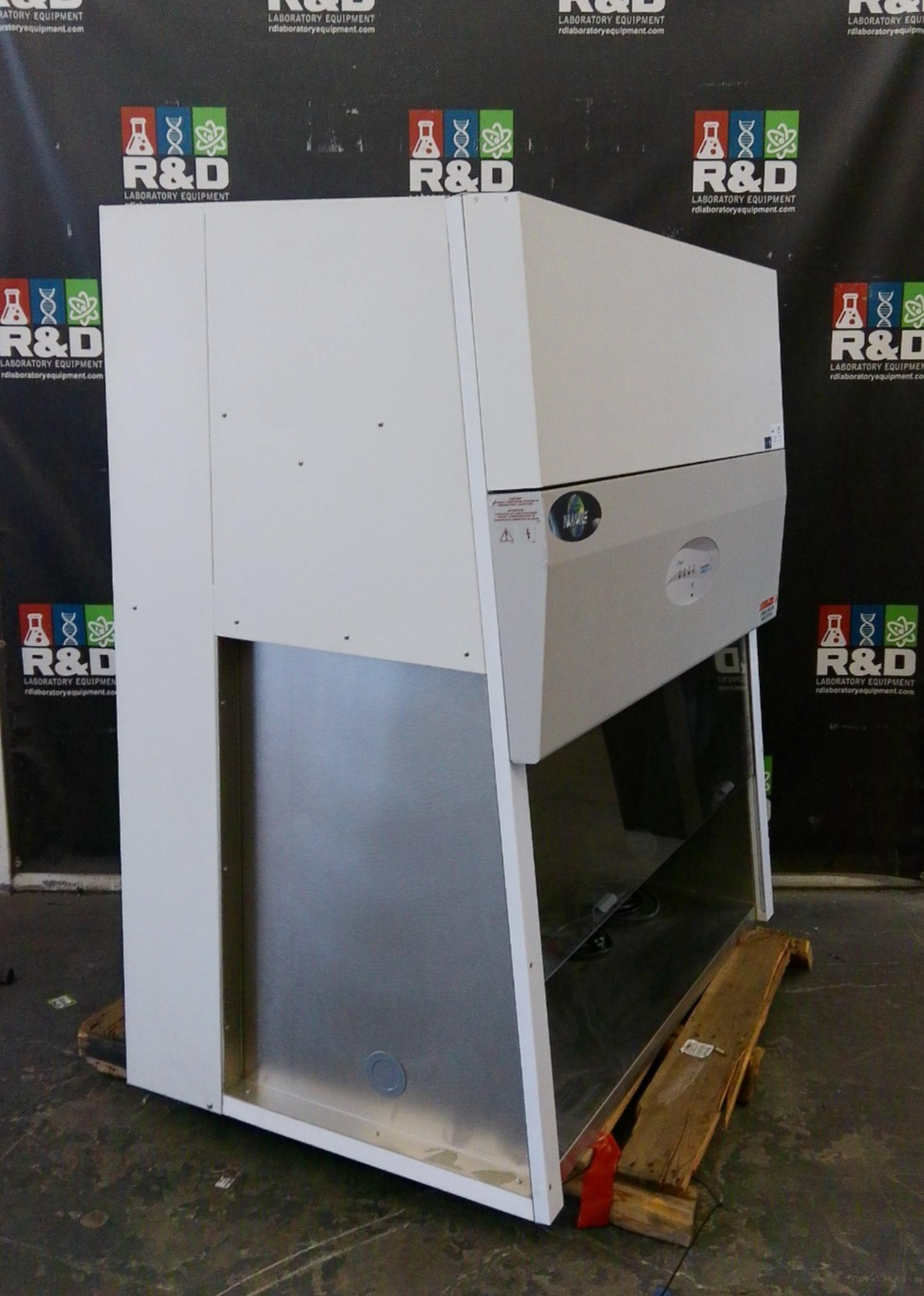 Nuaire 4ft AirGard NU-140-430 Laminar Flow Workstation w/ UV & Stand (2023)