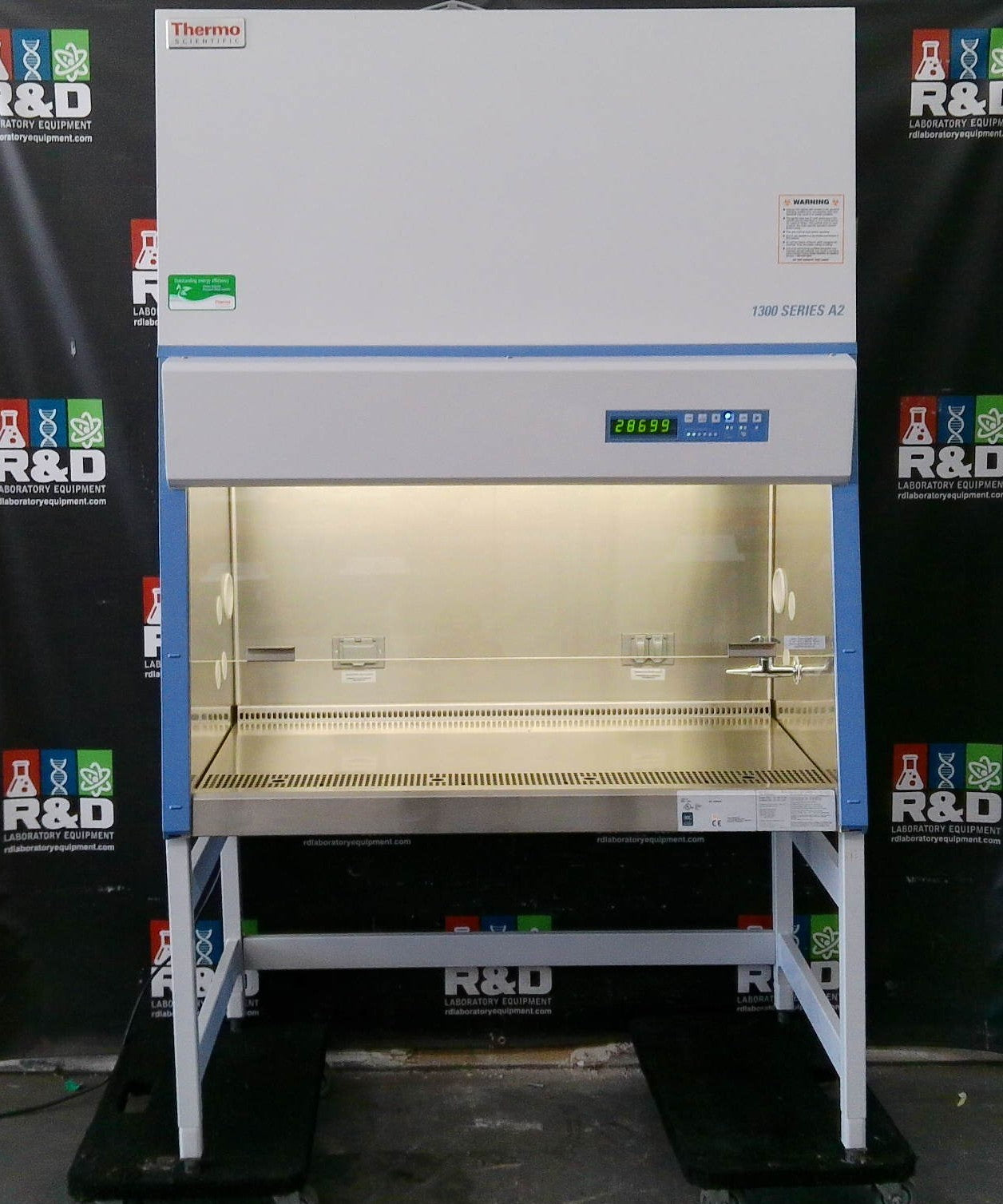 Thermo Scientific 4ft 1375 A2 Biosafety/Biological Safety Cabinet w/UV +Warranty