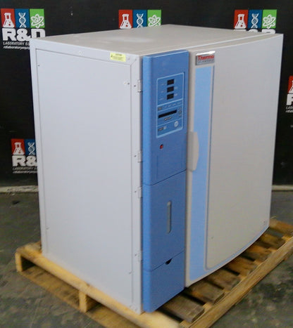 Thermo Scientific 3307 Steri-Cult CO2 Incubator 8.2Cf 120v