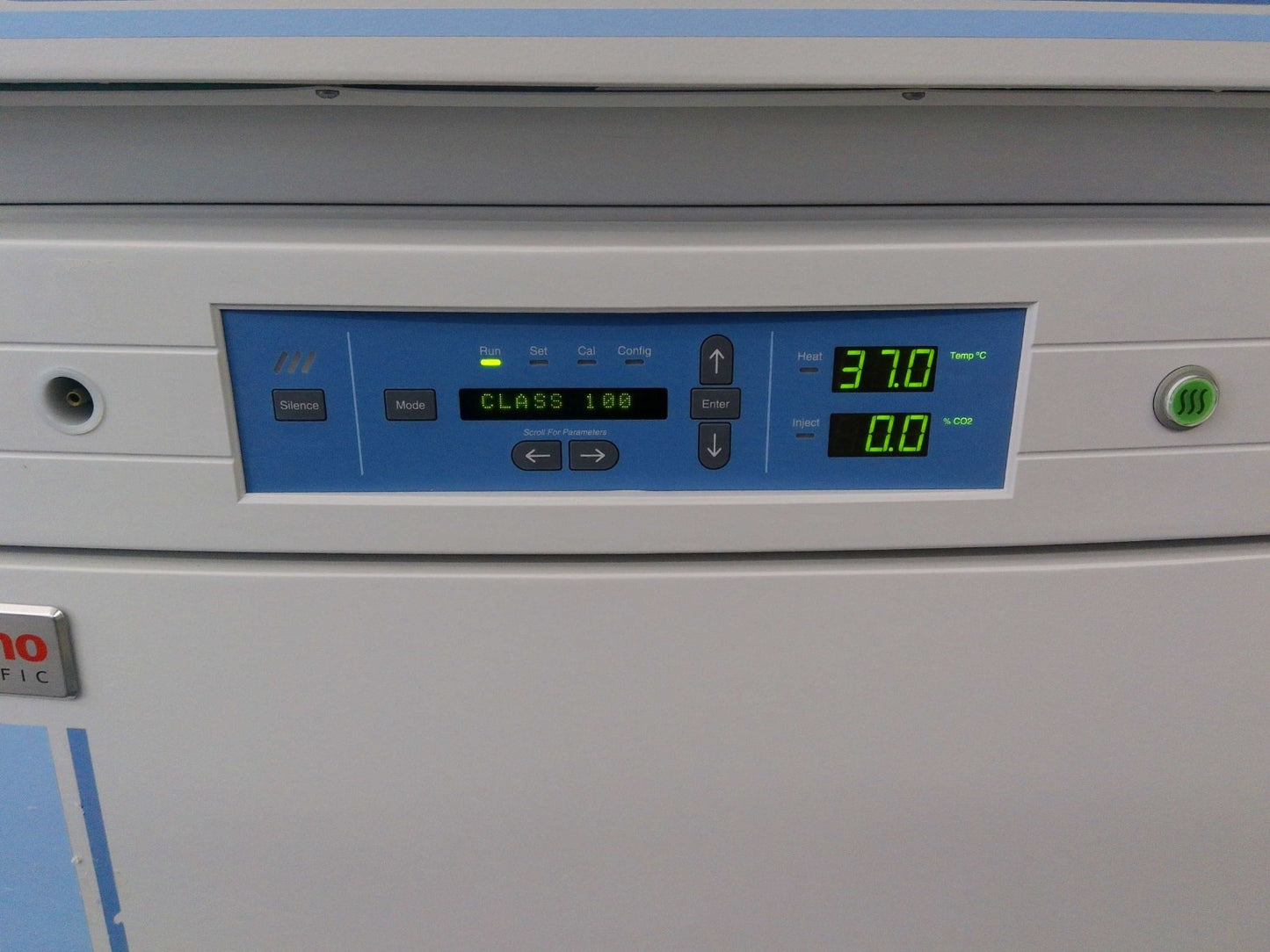 Thermo Scientific Steri Cycle 370 CO2 Double Stack Incubator