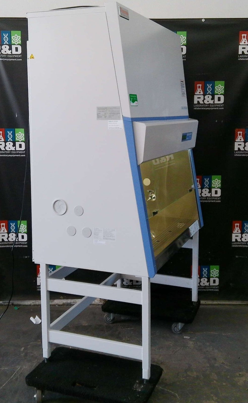 Thermo Scientific 4ft 1375 A2 Biosafety/Biological Safety Cabinet w/UV +Warranty