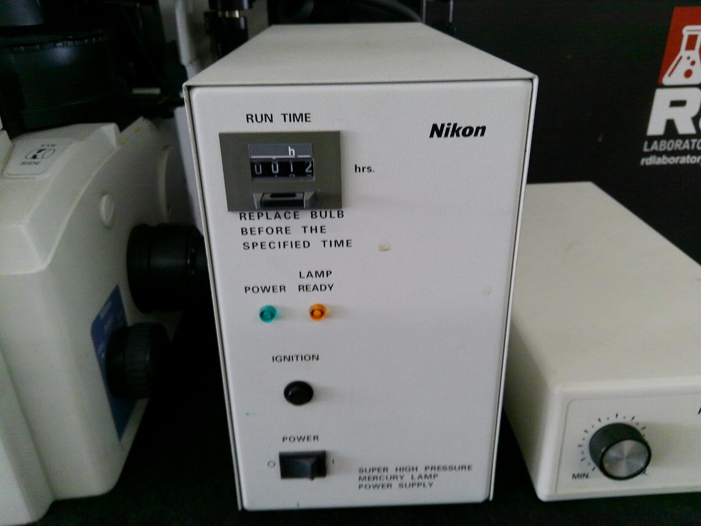 Nikon Eclipse TE2000-S Inverted Microscope W/ 2 Objectives, Lamp & Power Supply