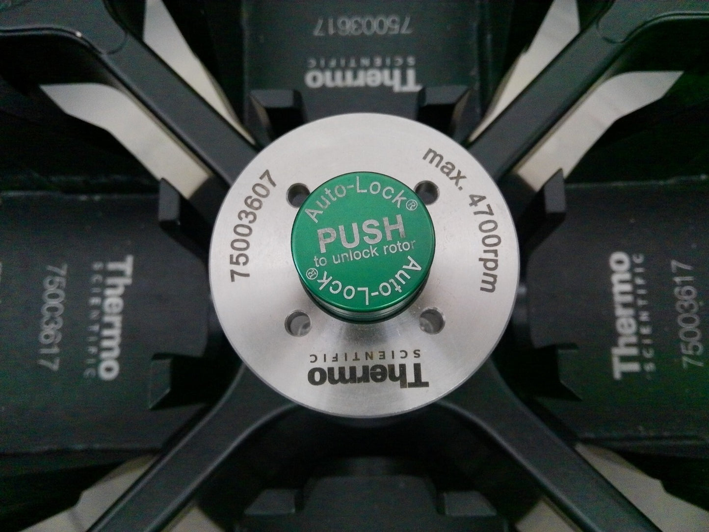 Thermo Heraeus Multifuge X3R Refrigerated Benchtop Centrifuge w/Plate Rotor 120v