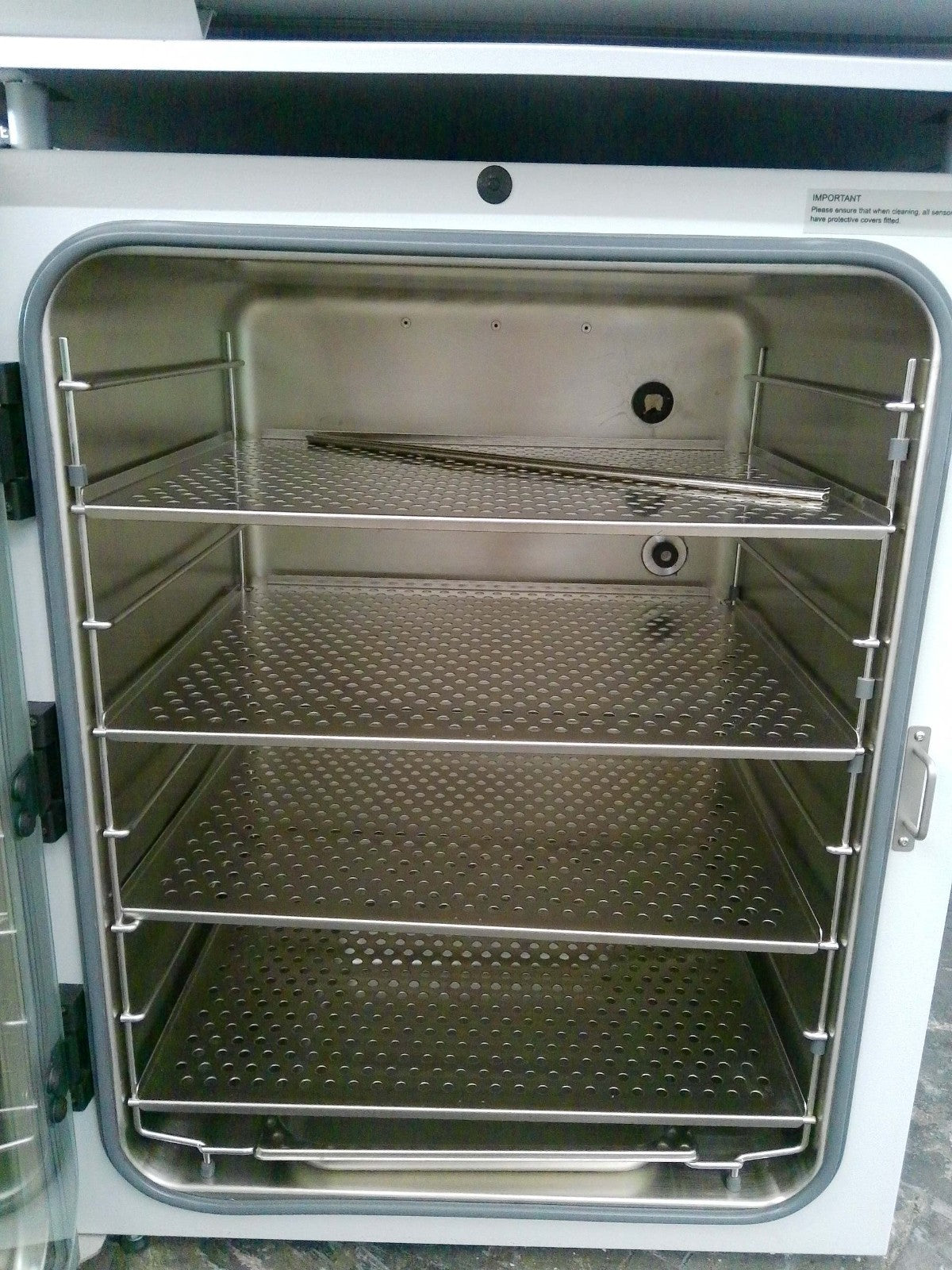 New Brunswick/ Eppendorf Galaxy 170R  Double Stack CO2 Incubator