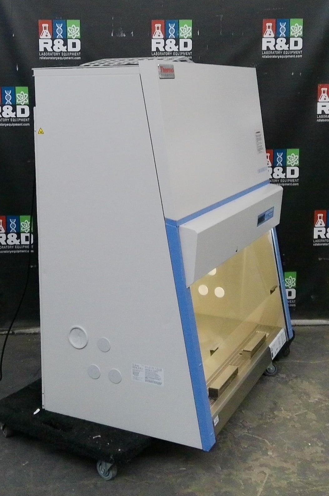 Thermo Scientific 4ft 1375 A2 Biosafety/Biological Safety Cabinet w/UV +Warranty