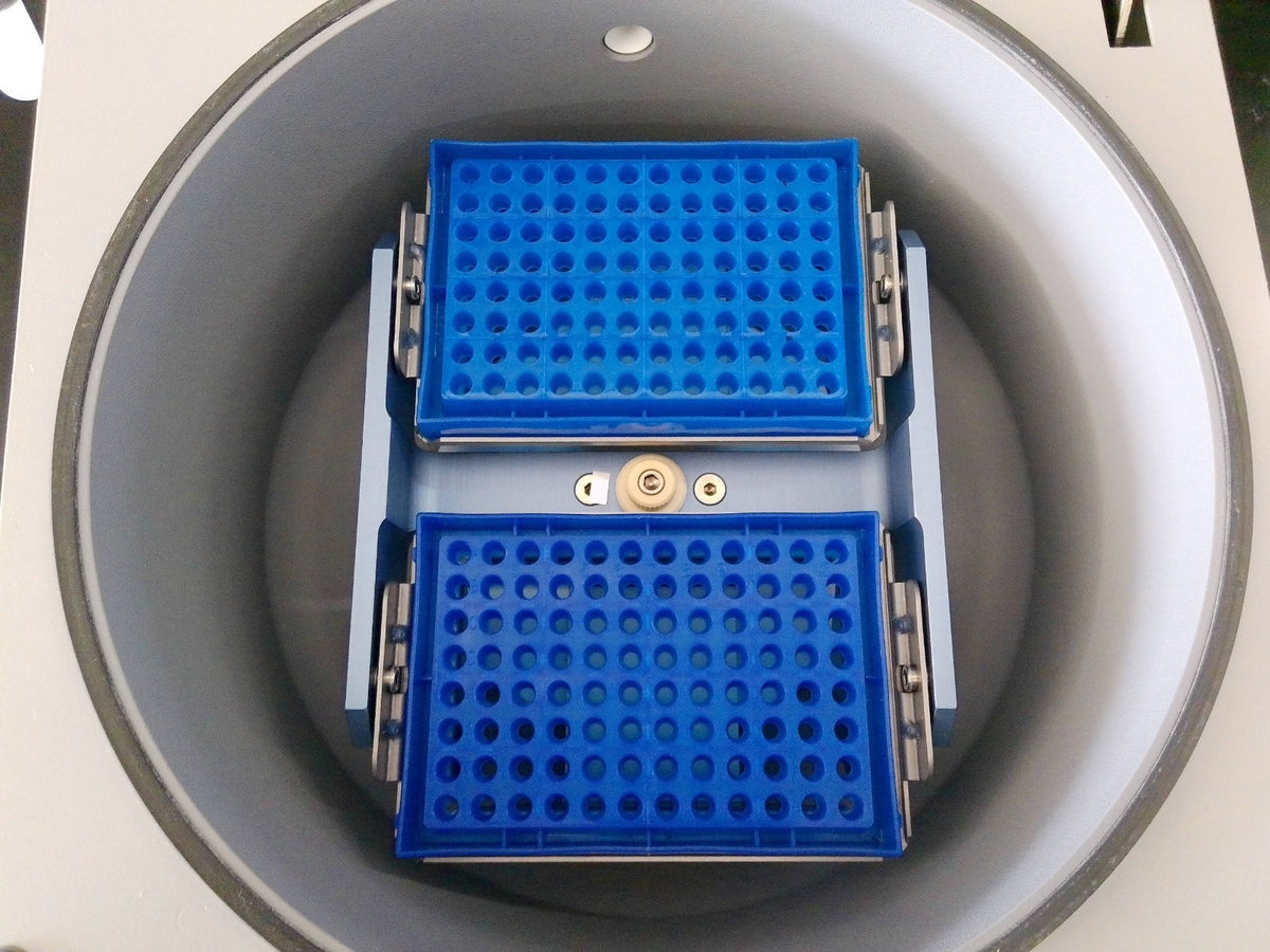 Thermo Scientific Savant SpeedVac DNA130 Vacuum Concentrator