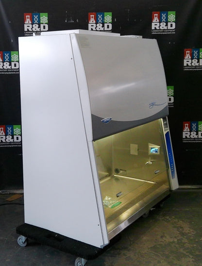 Labconco 4ft Logic+ A2 Biosafety/Biological Safety Cabinet w/Stand & UV+Warranty