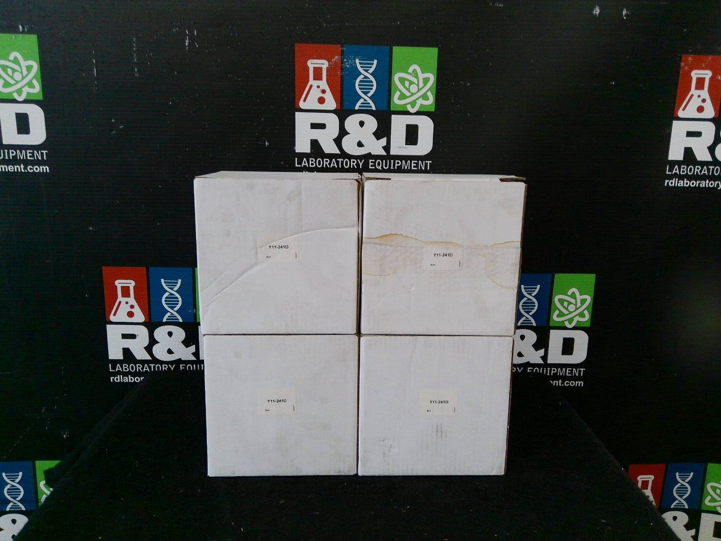 Airgas Y11-241D Gas Regulator Max Inlet 1200PSI, Guage 0-200PSI (Lot of 4)