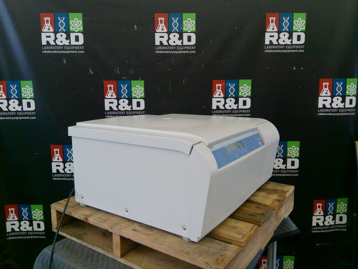 Thermo Heraeus Multifuge X3R Refrigerated Benchtop Centrifuge w/Plate Rotor 120v