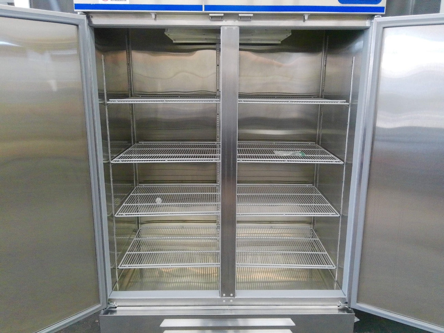 FisherBrand FBG49RSSA Isotemp Double Door Laboratory +4C Refrigerator 49Cf