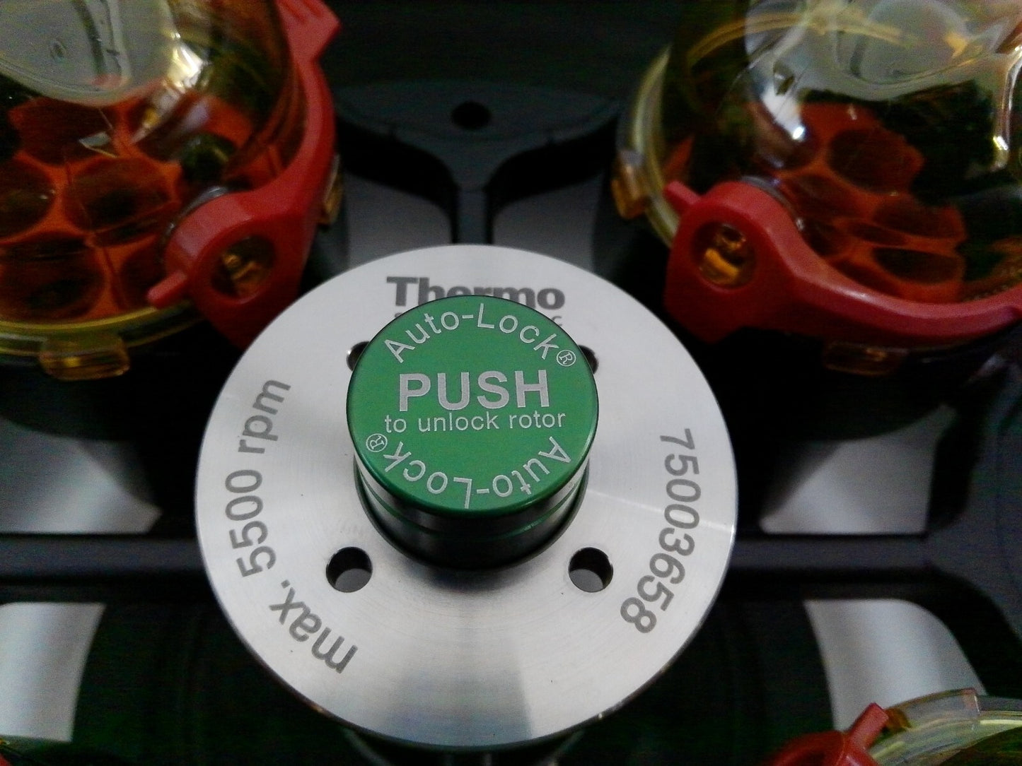 Thermo Sorvall ST16R Refrigerated Benchtop Centrifuge W/Rotor, Buckets, Inserts